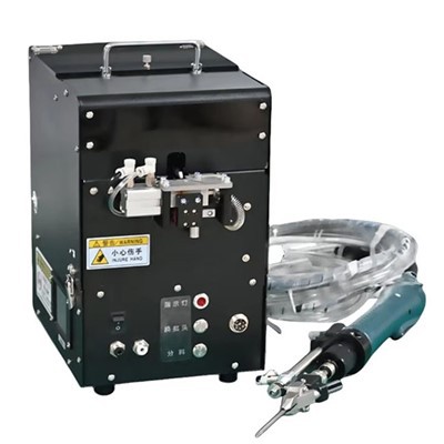 ไขควงกึ่งอัตโนมัติ